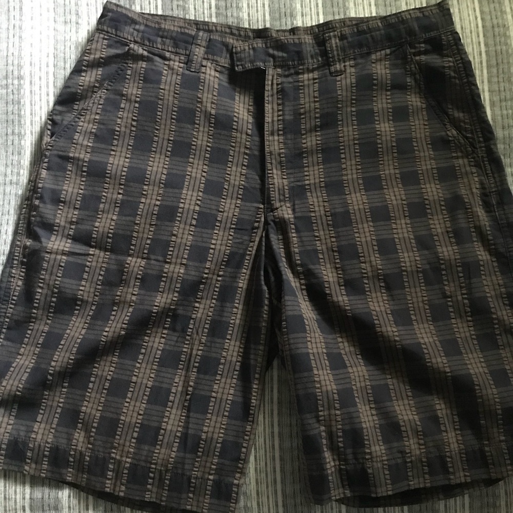Men’s Patagonia organic cotton plaid shorts 32